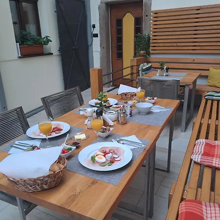 Гостевой дом U Janusa 2*